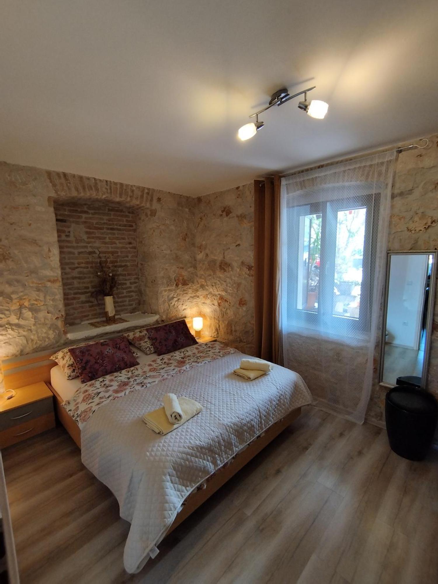 Apartmani Memic 100 M Do Plaze, Apartments Memic Only 100M From Beach 波雷奇 外观 照片